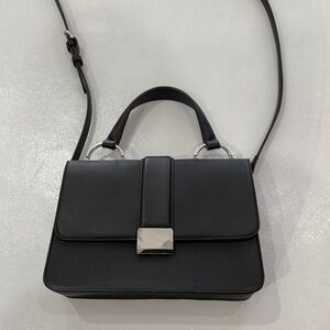Chelsea28 Elegant Black Leather Handbag Classic Clean Girl
